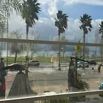 Zo-mar شقة *